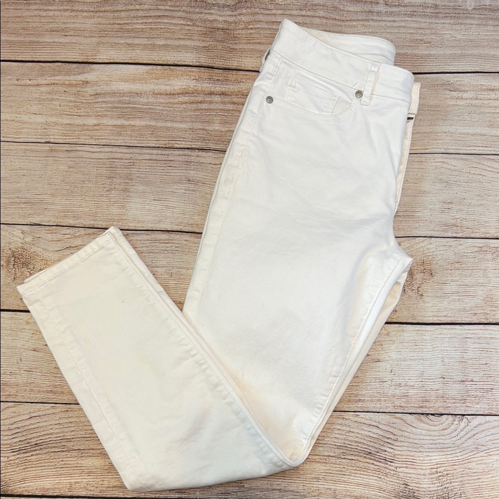 LOFT White skinny jeans